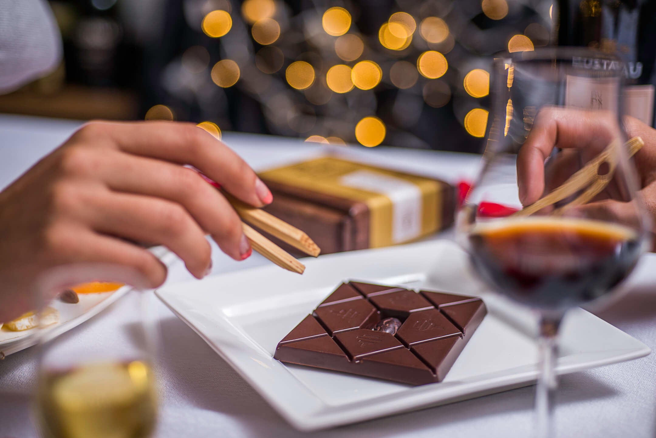How To Train Your Palate Like a Professional Chocolate Taster – To'ak  Chocolate